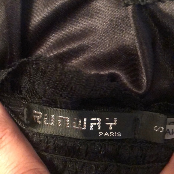 Runway Paris crochet lace tiered Cute top - Picture 6 of 6